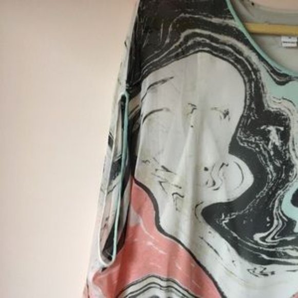 DVF Robyn spring marble top. Silk. - Picture 3 of 8